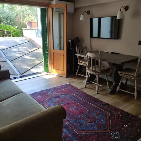 Appartement Bilocale A Due Passi Dal Mare Immerso Nel Castiglioncello